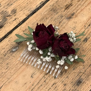 Dried flower hair comb, Red rose hair comb, Bridal hair flowers, Wedding flower comb, Bridesmaids flowers, Bridal hair comb.