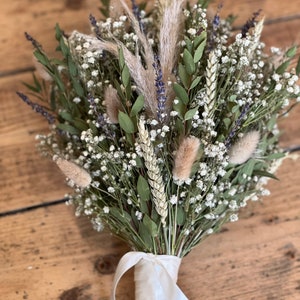 Ramo de hierbas de la pampa secas, Flores de boda secas, Ramo de eucalipto seco, Flores de novia secas, Ramo de gypsophila seca, Boda rústica. imagen 5