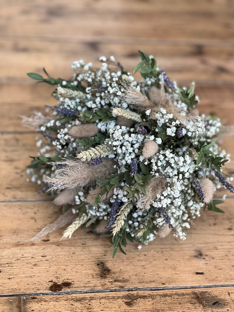 Ramo de hierbas de la pampa secas, Flores de boda secas, Ramo de eucalipto seco, Flores de novia secas, Ramo de gypsophila seca, Boda rústica. imagen 2