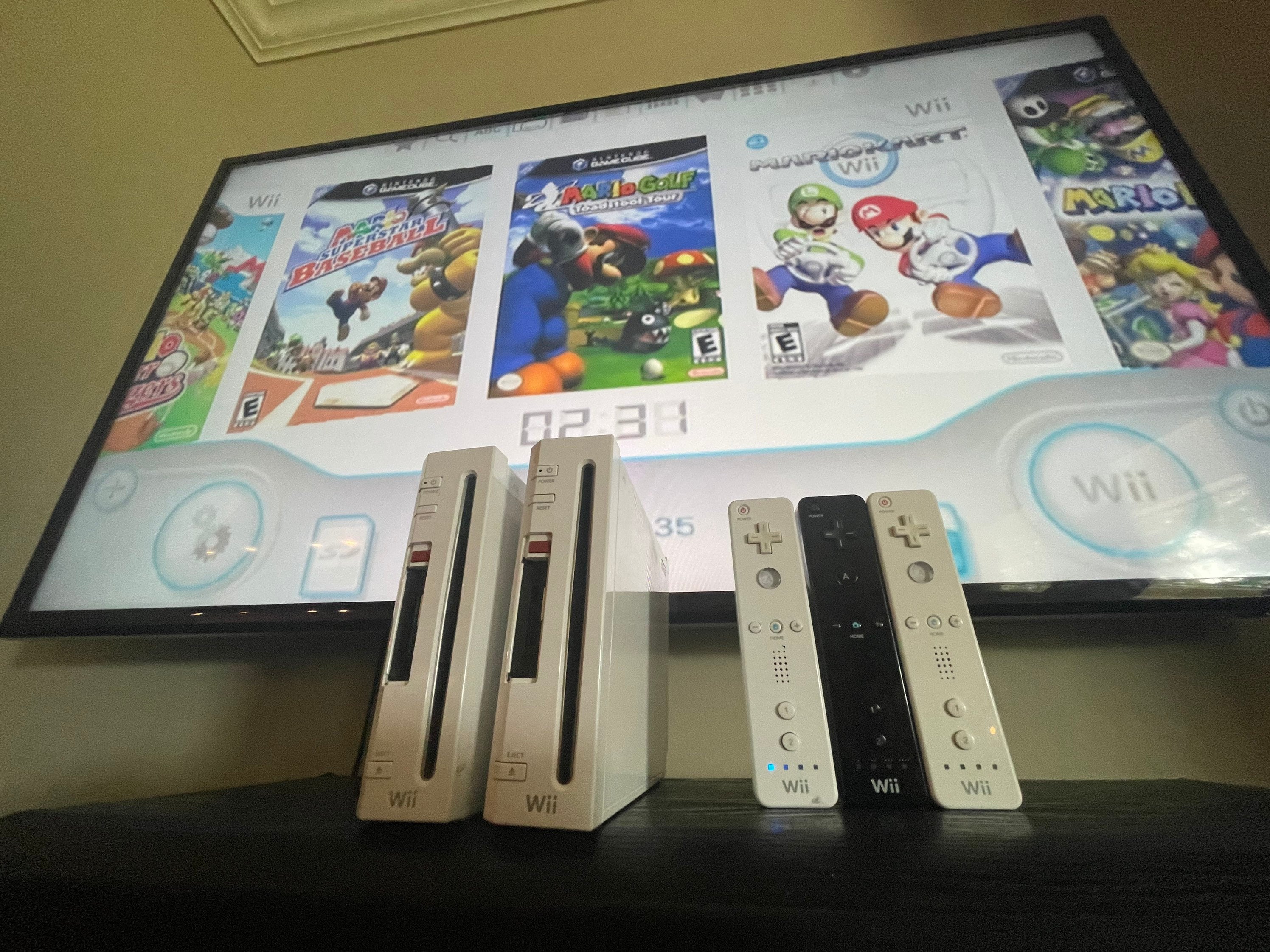 Nintendo Wii Backwards Compatible Lot 5 Games Complete System READ