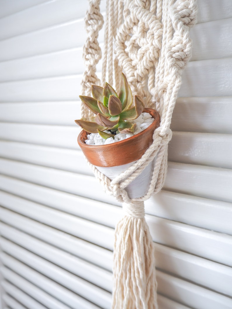 Plant Hanger Pattern, Macrame Tutorial Pattern, Mini Plant Hanger DIY, Beginner Macrame Pattern image 7