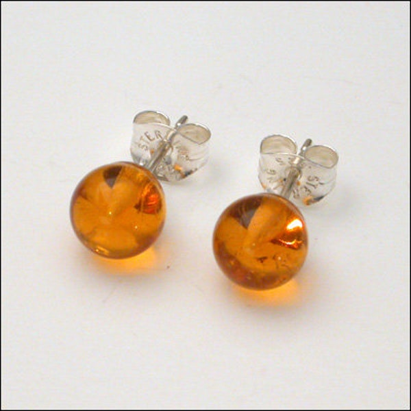 Amber 6mm Round Stud Earrings - Available in Silver or Gold