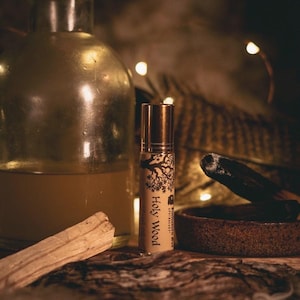 Holy Wood Ritual Oil