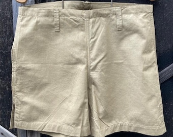 Un-worn Army Shorts. Dead-stock French military. Size 34, Medium. SH04