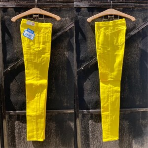 Levi&#39;s Corduroy Pants, Rare Dead-Stock 1970&#39;s, Yellow Trousers W27/IL34. V01