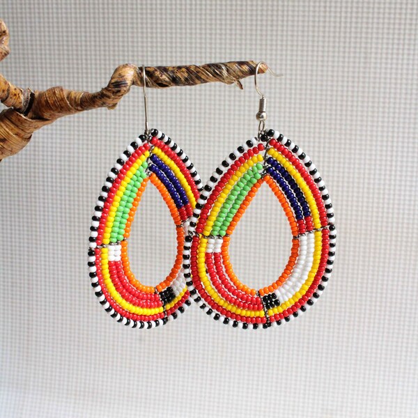 Maasai earrings-African earrings-Bead earrings-Kenyan earrings-Africa jewelry-Handmade earrings-Women jewelry