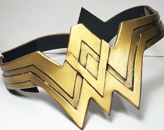 Super Heroine belt, with lasso harness