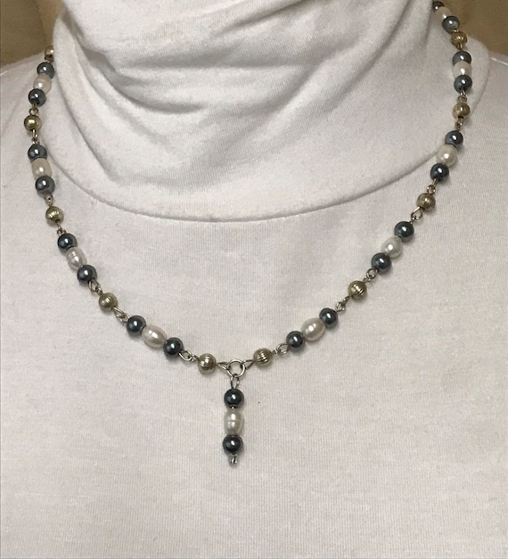 Collier De Perles Vintage Yves Rocher - Blanc - Occasion En Très Bon état - Élégance Intemporelle
