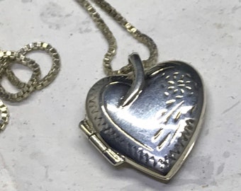 Vintage heart locket pendant necklace Sterling Silver