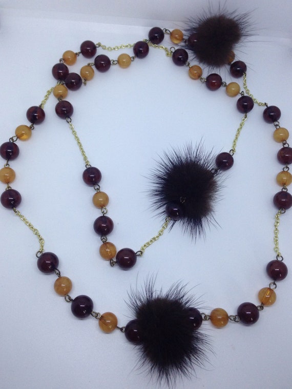 Kitsch 60's mink & lucite flapper necklace - image 3