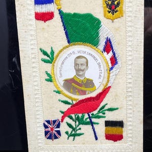 Carte postale Victor Emmanuel WW1 brodée en soie