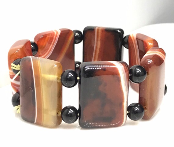 banded agate carnelian bracelet - image 1