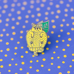 Sourpuss Cat Pin, Cute Enamel Pin for Cat Lovers, Gold Plating