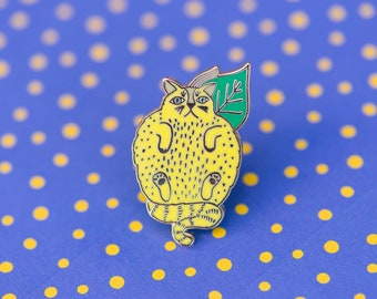 Sourpuss Cat Pin, Cute Enamel Pin for Cat Lovers, Gold Plating