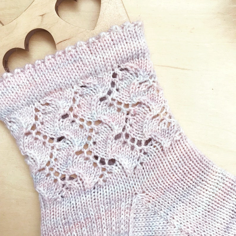 KNITTING PATTERN: Fairy Dust Socks Lace Socks, Ruffle Socks, Hand Knit Socks, Easy Socks, Unisex, Custom Socks image 3