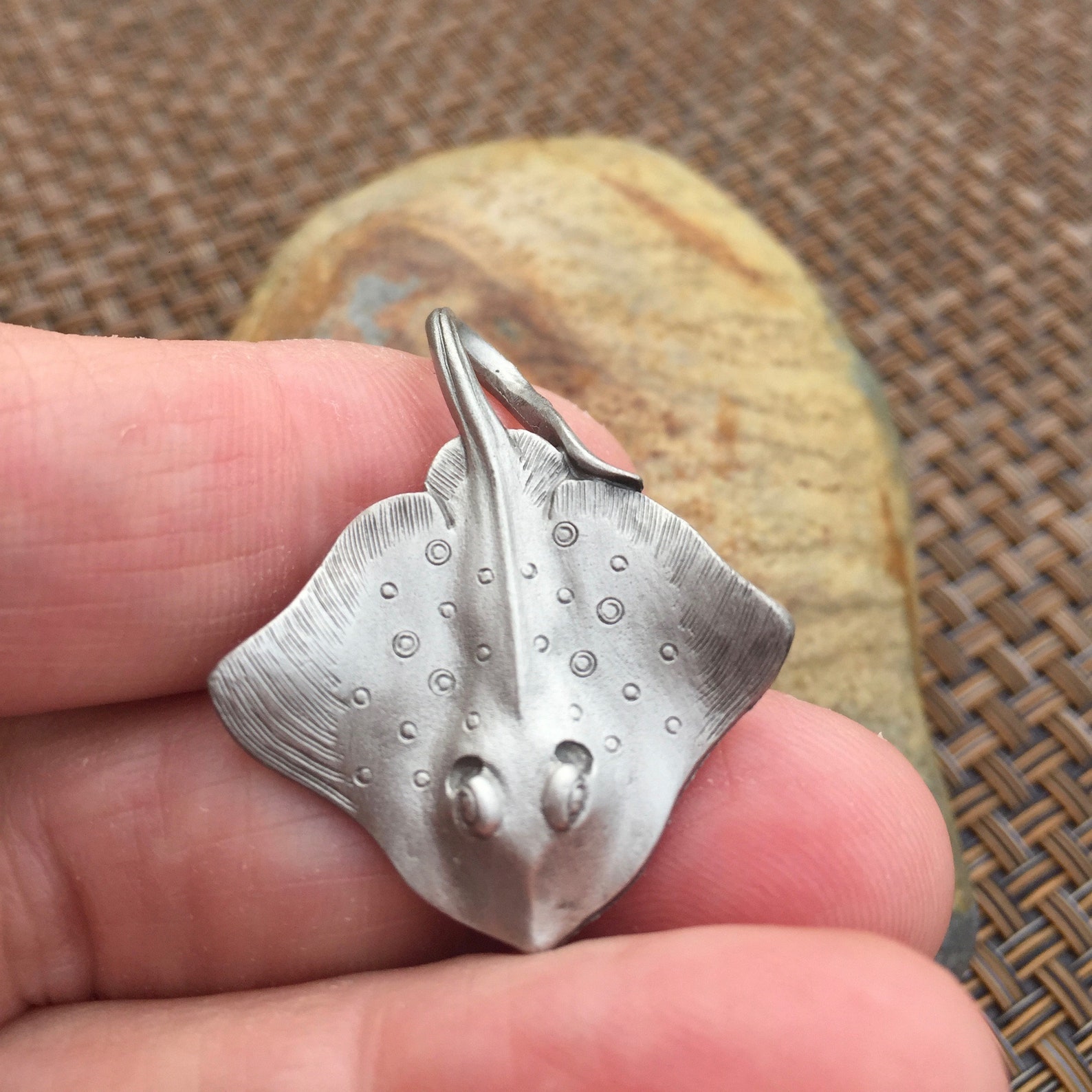 Stingray Dive Flag Necklace Dive Gift Mens Gift Stingray Etsy