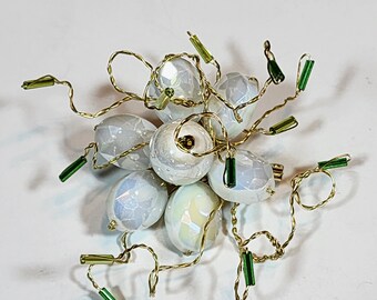 White flower brooch white flower pin flower jewelry collectible brooch art pin collectible pin art brooch beaded flower 3D pin 3D brooch