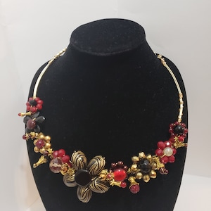 Flower necklace red burgundy black gold necklace beaded wire jewelry wire wrapped flower jewelry collar necklace wire and bead jewelry