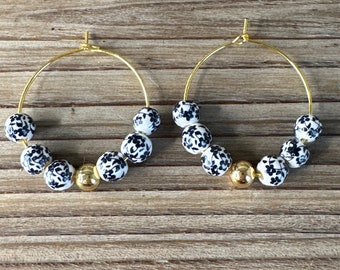 White and blue porcelain hoops