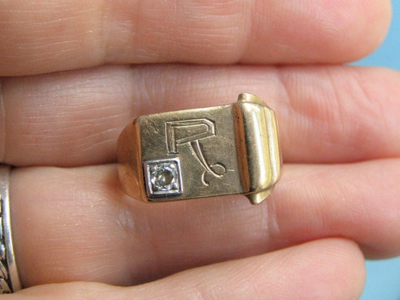 vintage 10k gold diamond signet ring letter R sig… - image 6