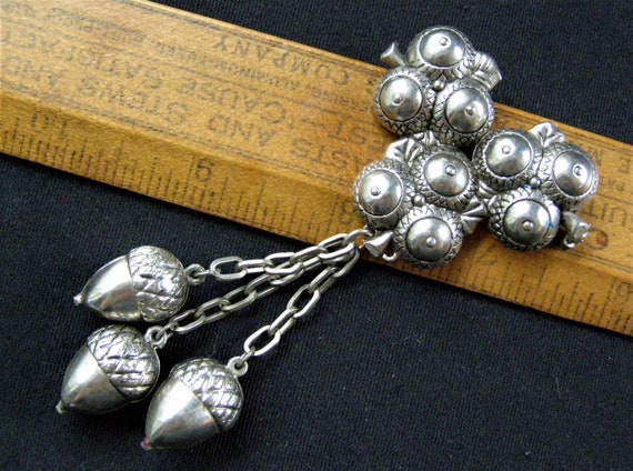 vintage acorn silver pot metal pin multi dangle b… - image 9