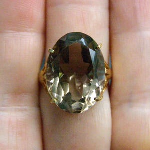 Vintage 18k Gold Smokey Topaz Filigree Ring, Size 6