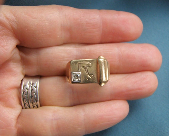 vintage 10k gold diamond signet ring letter R sig… - image 3