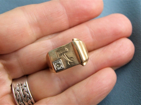 vintage 10k gold diamond signet ring letter R sig… - image 2