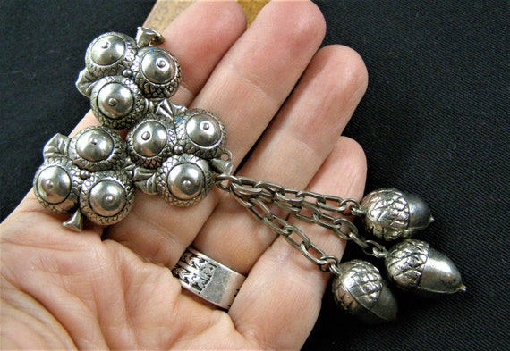 vintage acorn silver pot metal pin multi dangle b… - image 2