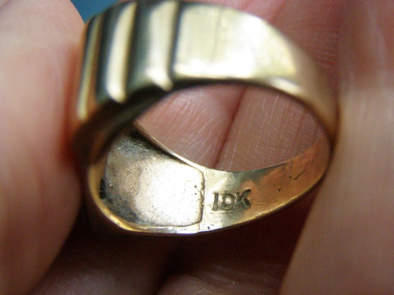 vintage 10k gold diamond signet ring letter R sig… - image 7