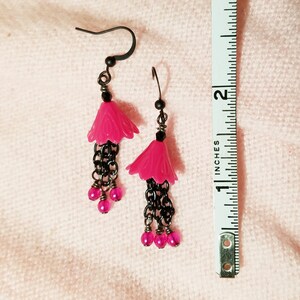 Hot Pink Glass Chandelier Earrings Hot Pink Glass Chandelier Earrings