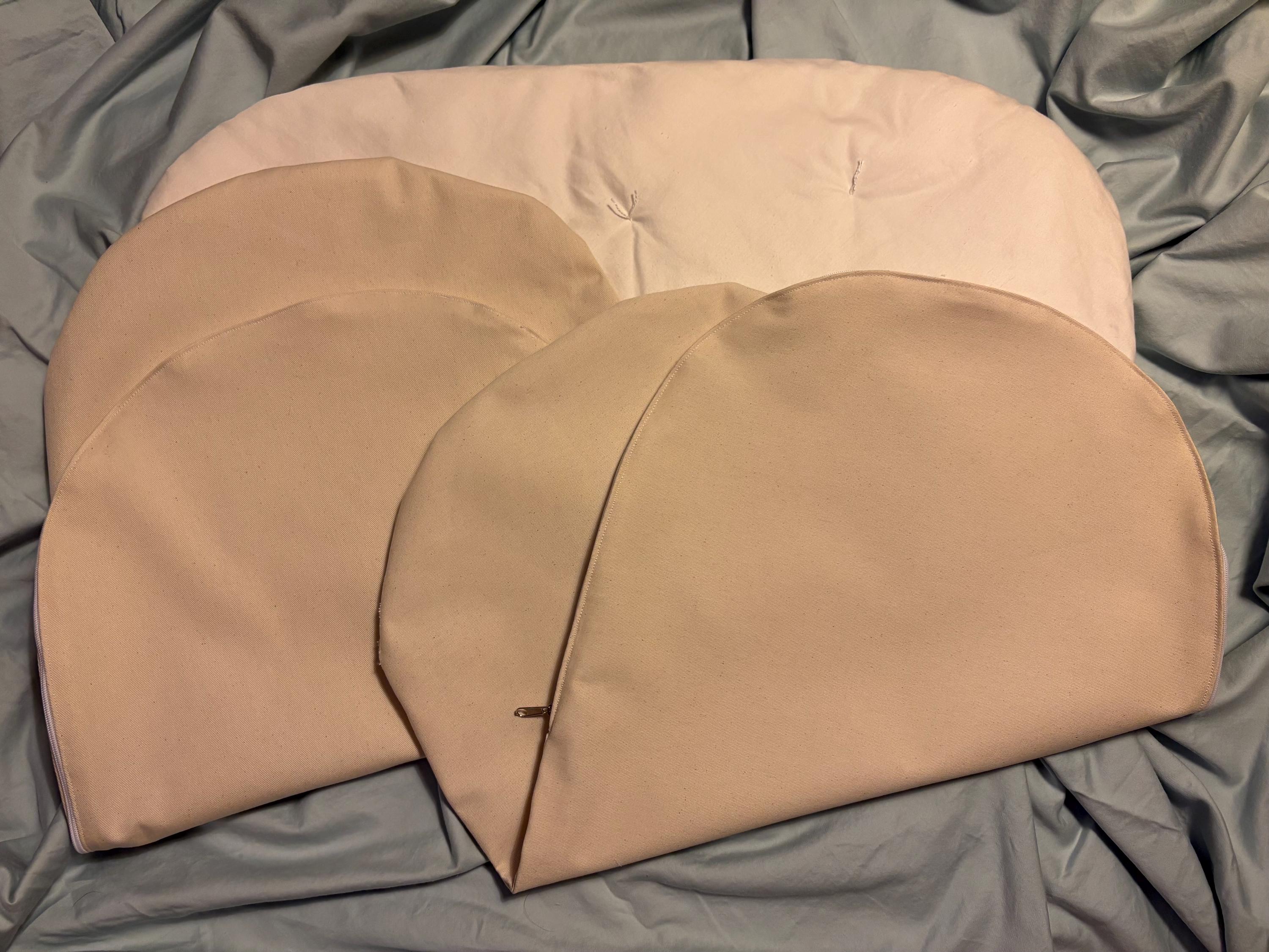 Montessori Infant Cushion + 2 waterproof covers