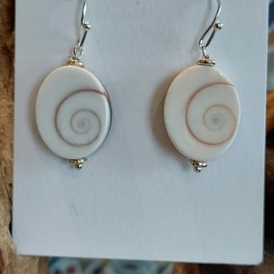 Shell earrings
