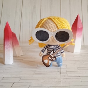 Kurt Cobain amigurumi, handmade crochet doll