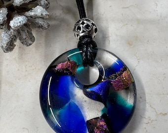 Collar colgante de vidrio fundido