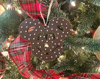 Mickey Pretzel (Disney Snack-Inspired Handmade 3D Printed Christmas Ornament, Dole Whip, Mickey Premium Bar, Mickey Waffle, Christmas Tree)