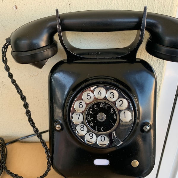 Antique Wall Telephone SIEMENS iron  year 10/1939