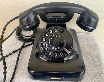 Antique telephone SIEMENS W 48(GERMANY-year 04/63)