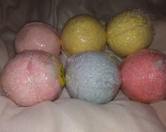 30 bath bombs with necklaces, rings, or gems, hidden inside bath bombs with jewelry Party favors,  Valentine's Day. Bulk order mixed scents