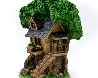 treehouse dollhouse