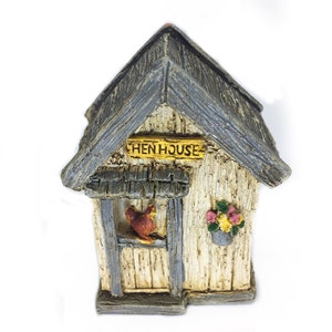 Miniature Farmer&#39;s Hen House, Chicken Coop,  Farm Theme Hen House, 4.5&quot; Fairy Garden Accessory