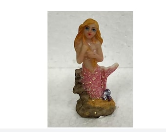 Micro Miniature Mermaid with a Pink Tail 2"