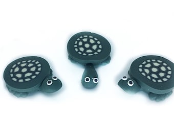 3 Fimo Clay Turtles, Miniature Green Pond Turtles, Fairy Garden Pond Animals
