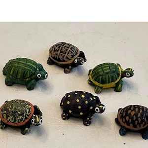 1" Miniature Turtle with a Patterned Shell