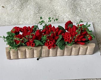 Puppenhaus Miniatur Fensterkasten mit Künstlichen Roten Geranien