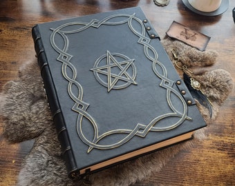 Enorme grimorio Pentáculo de cuero, libro de hechizos de las sombras