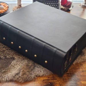 Classic Black Leather Grimoire: Blank Book of Shadows
