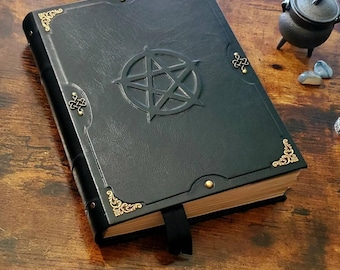 Pentagramm Buch der Schatten, Grimoire aus Leder, handgemachtes Leder Journal, Hexen Journal, Gothic Journal, Wicca Journal