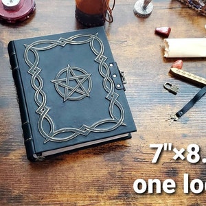 Enorm stor grimoire Pentacle läderformelbok med skuggor bild 9