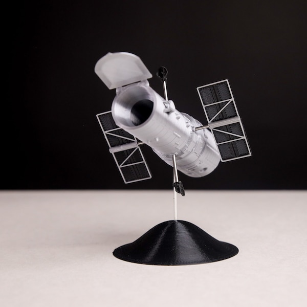 3D Printed Hubble Space Telescope Model Kit